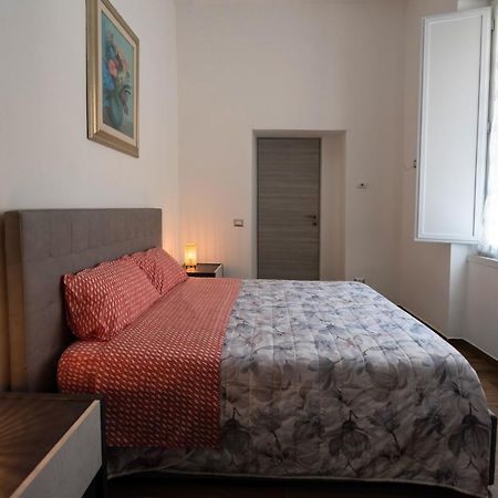 Dimora Francesca Apartment Salerno Exterior foto