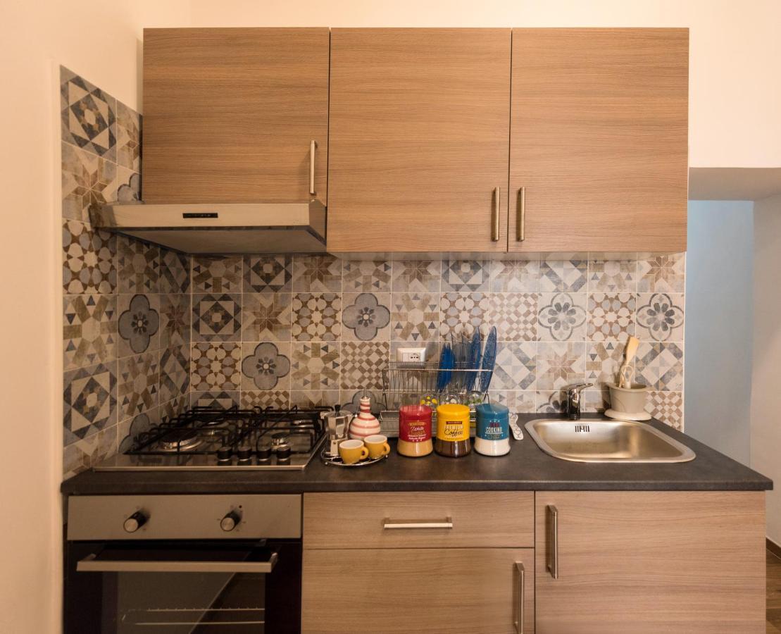 Dimora Francesca Apartment Salerno Exterior foto