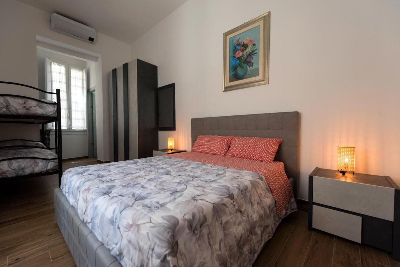 Dimora Francesca Apartment Salerno Exterior foto